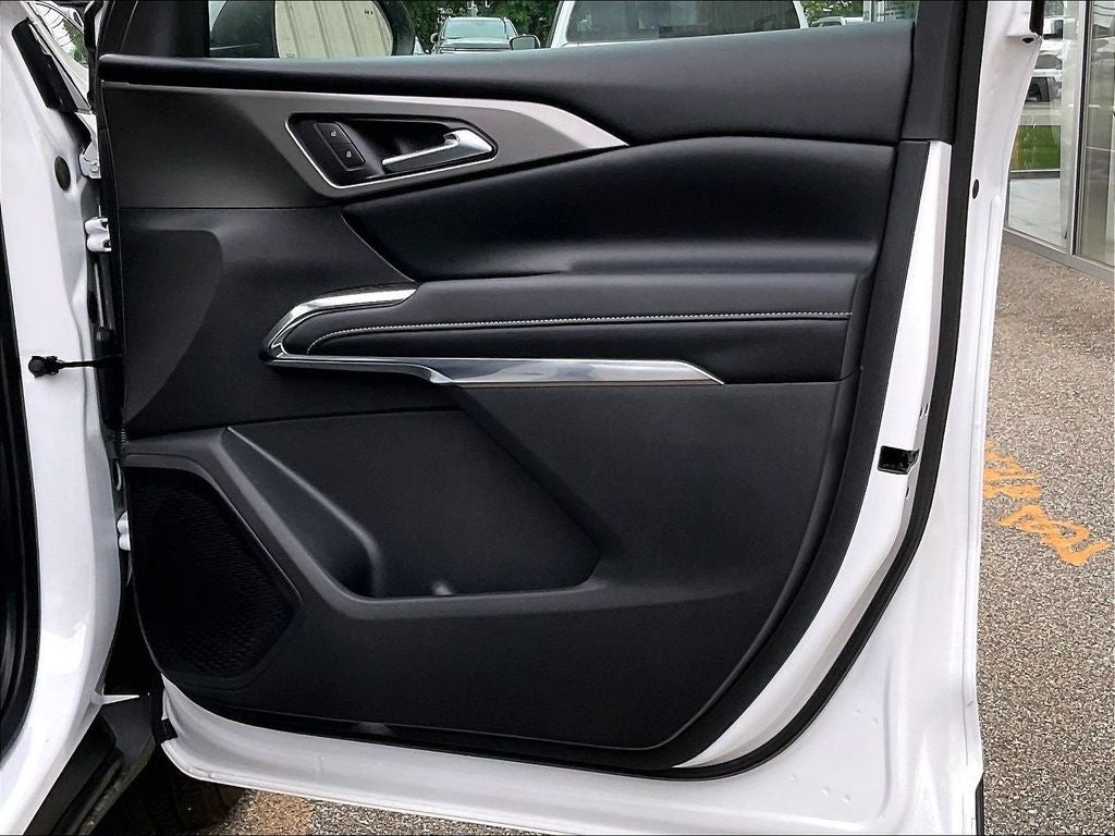 2026 Chevrolet Traverse LT 2LT