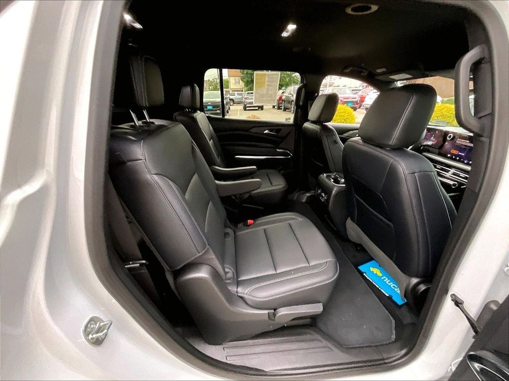 2026 Chevrolet Traverse LT 2LT