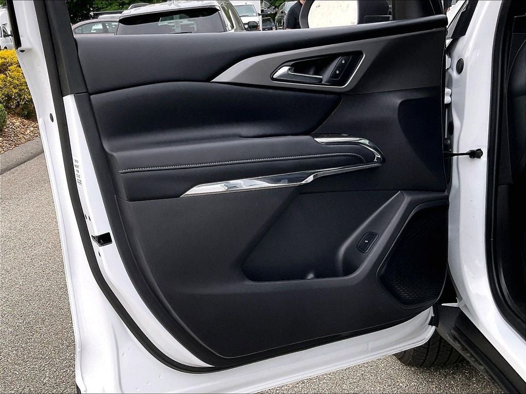 2026 Chevrolet Traverse LT 2LT