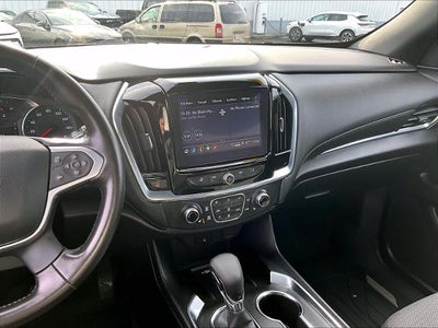 2022 Chevrolet Traverse LT Cloth