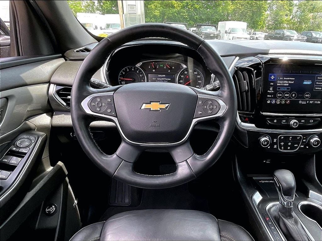 2023 Chevrolet Traverse LT Leather