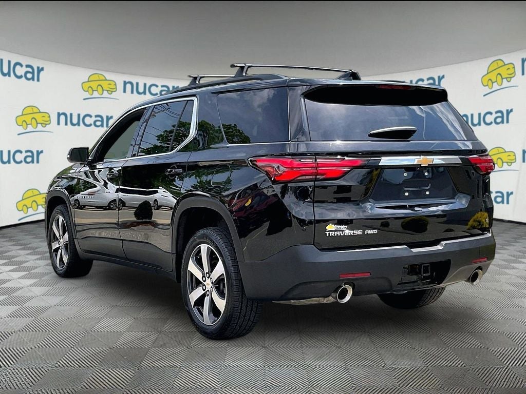 2023 Chevrolet Traverse LT Leather