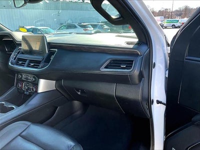 2023 Chevrolet Suburban LT