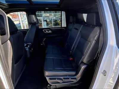 2023 Chevrolet Suburban LT