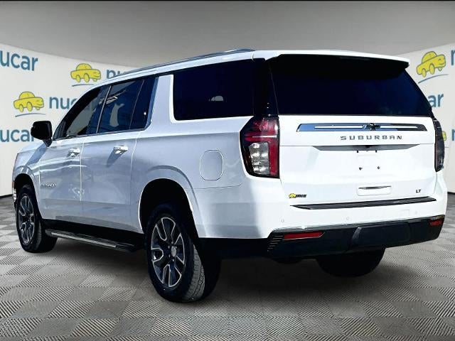 2023 Chevrolet Suburban LT