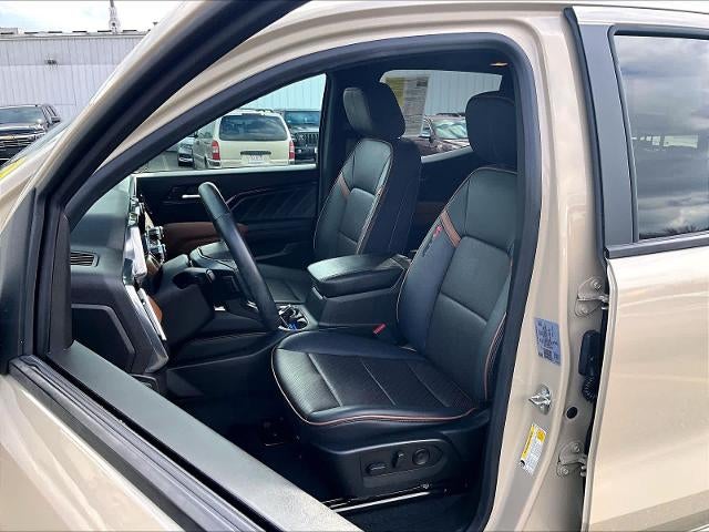 2023 GMC Canyon 4WD AT4