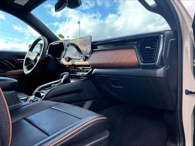 2023 GMC Canyon 4WD AT4