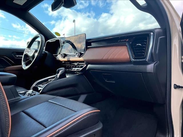 2023 GMC Canyon 4WD AT4