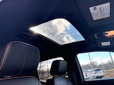 2023 GMC Canyon 4WD AT4