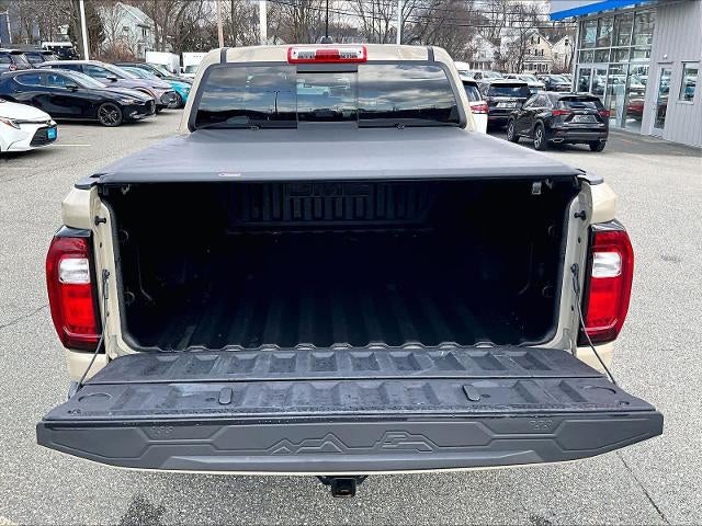 2023 GMC Canyon 4WD AT4