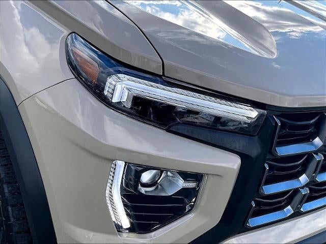 2023 GMC Canyon 4WD AT4