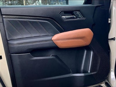 2023 GMC Canyon 4WD AT4