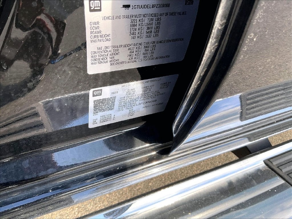 2023 GMC Sierra 1500 SLT