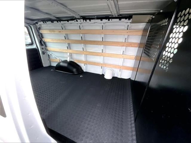 2024 GMC Savana Cargo Van RWD 2500 135"