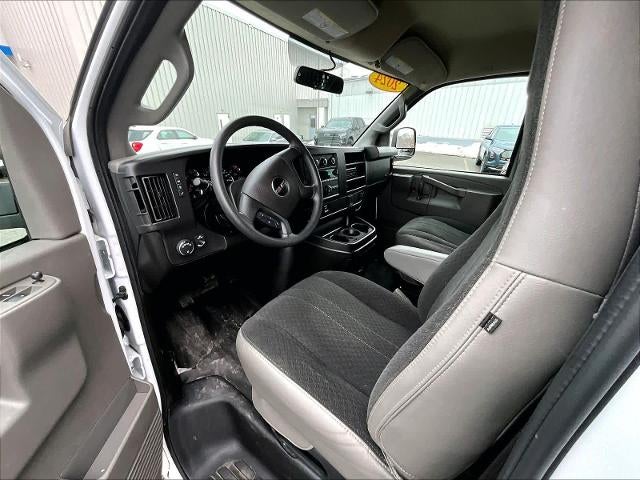 2024 GMC Savana Cargo Van RWD 2500 135"