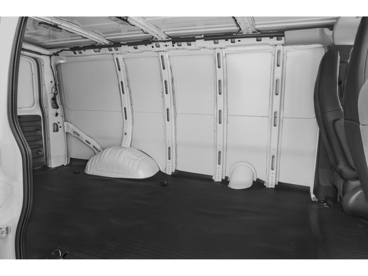 2024 GMC Savana Cargo Van RWD 2500 135"