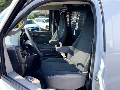 2025 GMC Savana 2500 Work Van