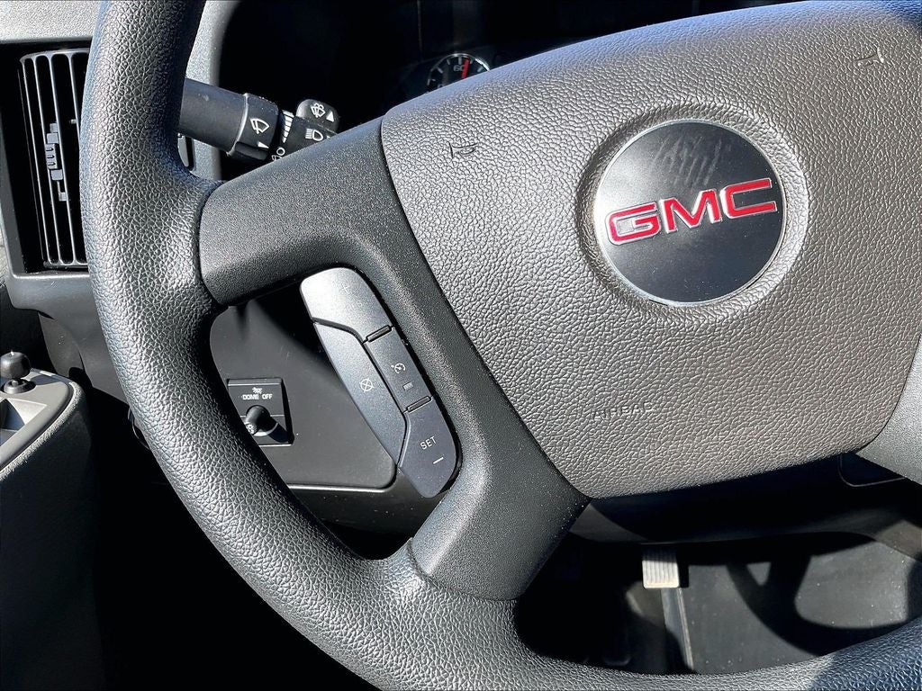 2025 GMC Savana 2500 Work Van