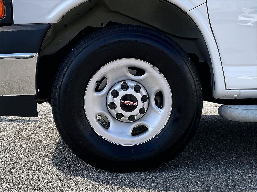 2025 GMC Savana 2500 Work Van