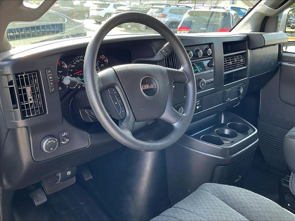2025 GMC Savana 2500 Work Van