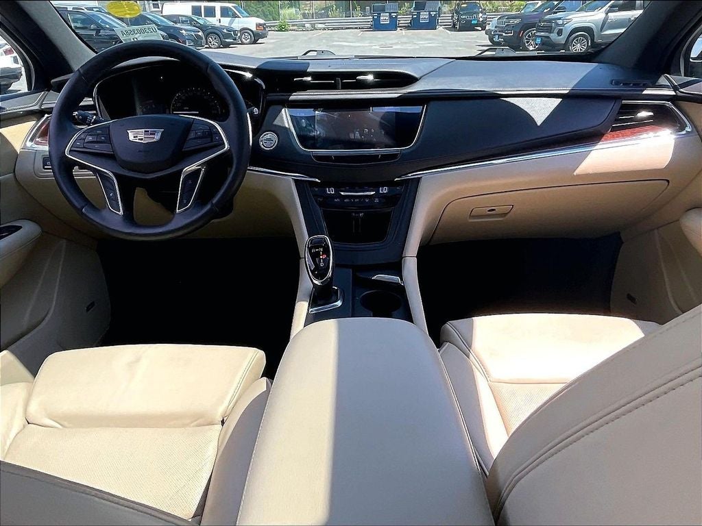 2017 Cadillac XT5 Luxury