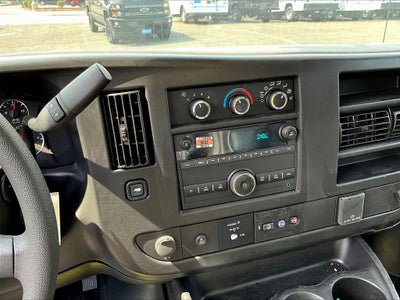 2025 Chevrolet Express 3500 Work Van Cutaway