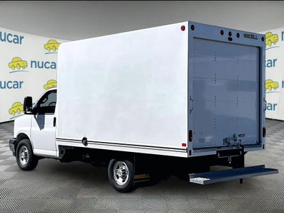 2025 Chevrolet Express 3500 Work Van Cutaway