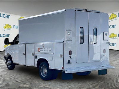 2025 Chevrolet Express 3500 Work Van Cutaway