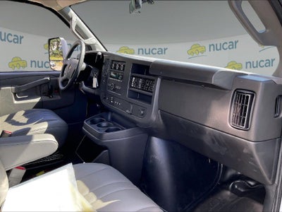 2025 Chevrolet Express 3500 Work Van Cutaway