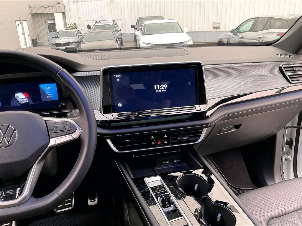 2024 Volkswagen Atlas Cross Sport 2.0T SEL Premium R-Line