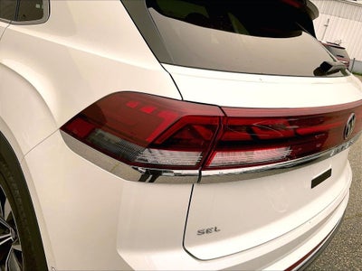 2024 Volkswagen Atlas Cross Sport 2.0T SEL Premium R-Line