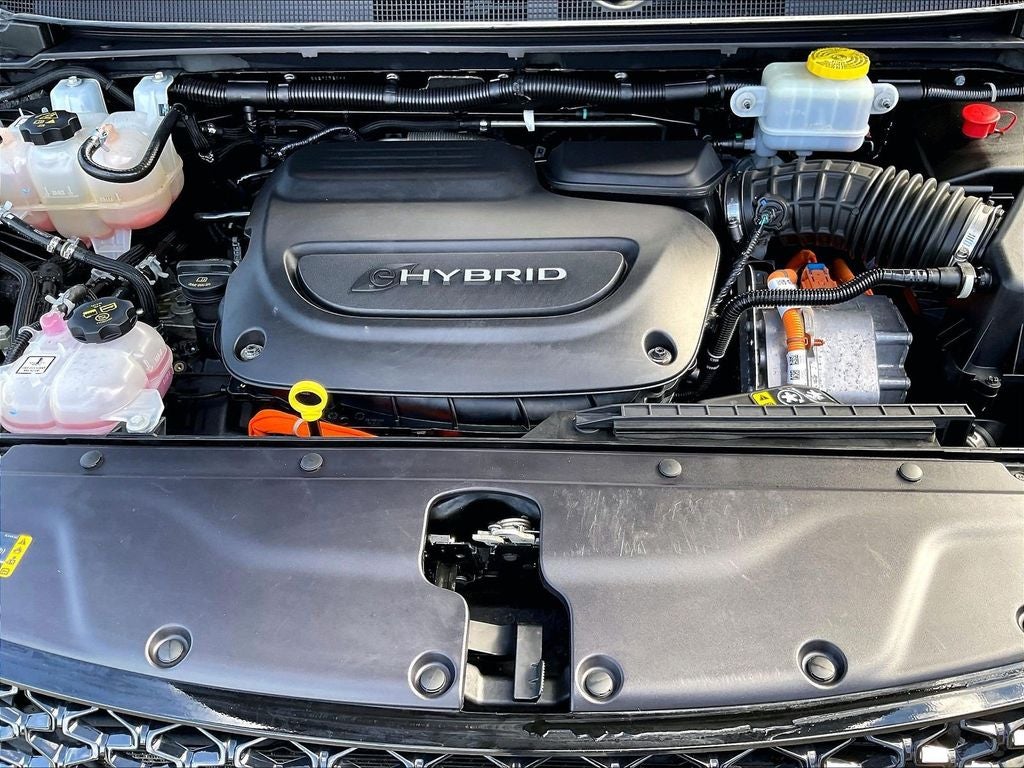 2023 Chrysler Pacifica Hybrid Touring L