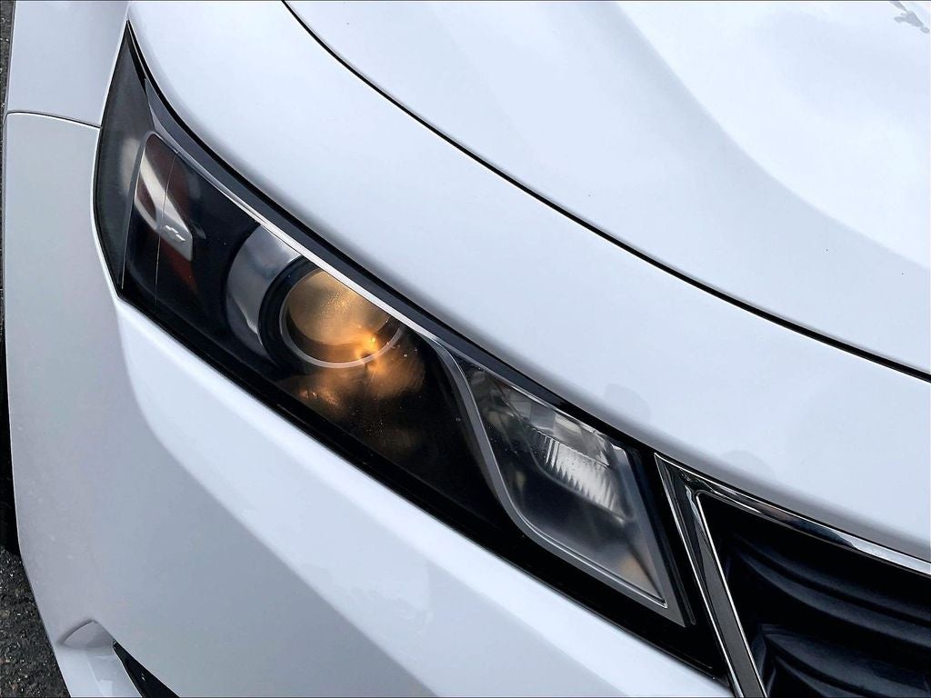 2019 Chevrolet Impala LS 1FL