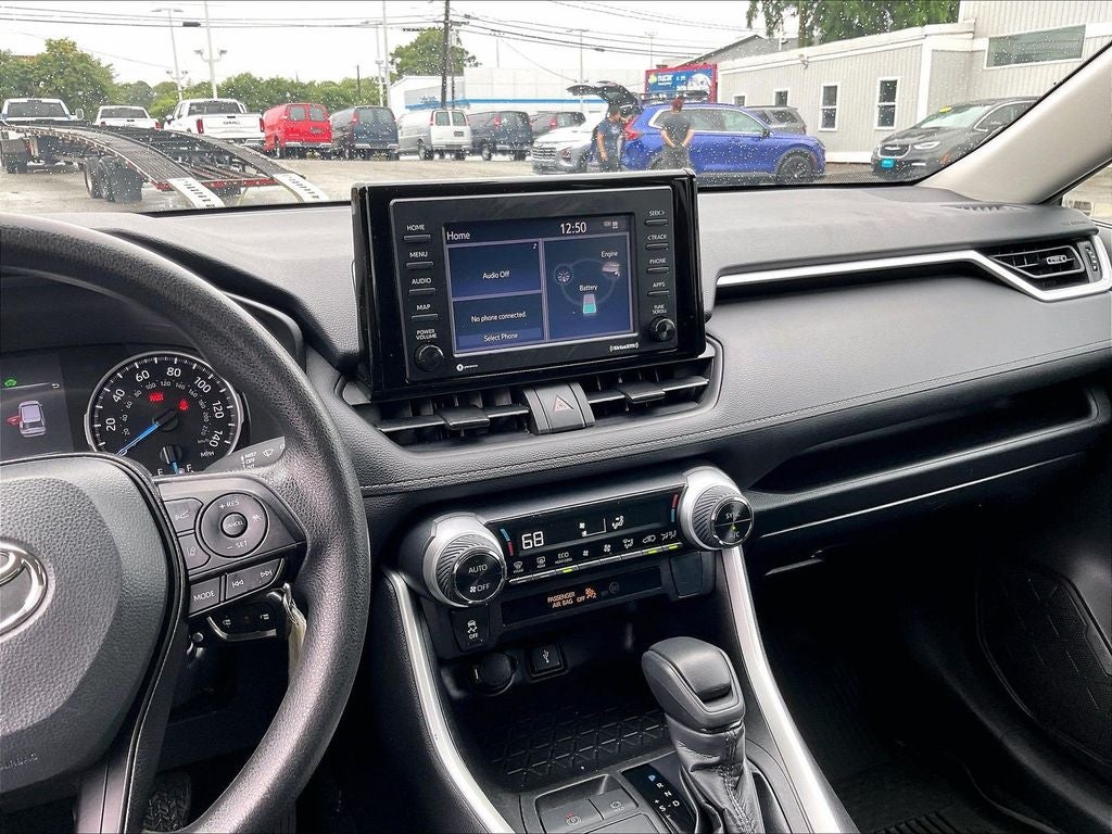 2022 Toyota RAV4 Hybrid LE