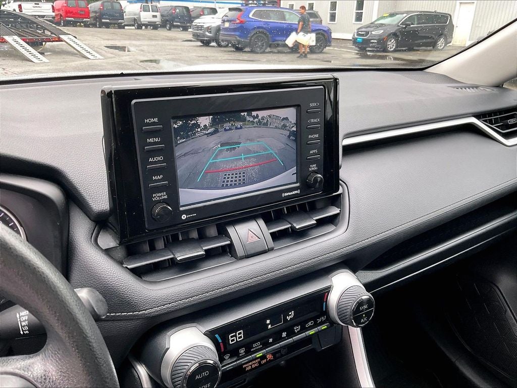 2022 Toyota RAV4 Hybrid LE