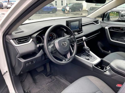 2022 Toyota RAV4 Hybrid LE