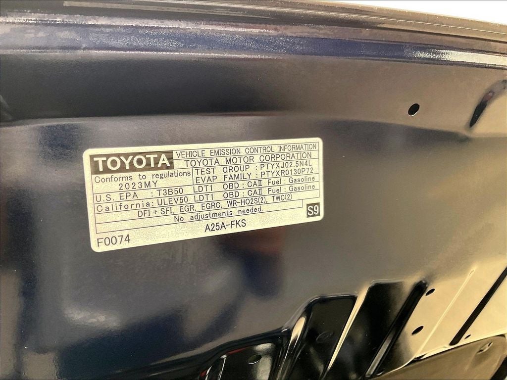 2023 Toyota RAV4 XLE