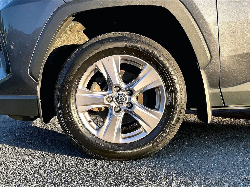 2022 Toyota RAV4 XLE