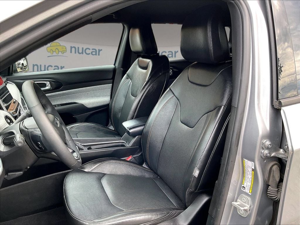 2023 Jeep Compass Latitude Lux