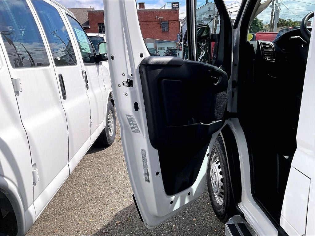 2025 RAM ProMaster 2500 Base