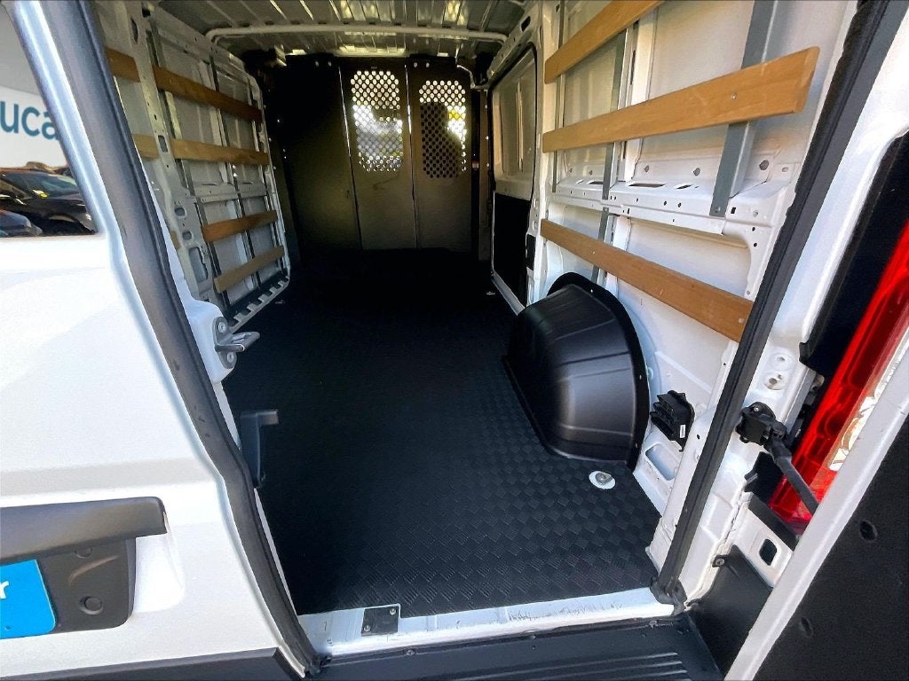 2025 RAM ProMaster 2500 Base