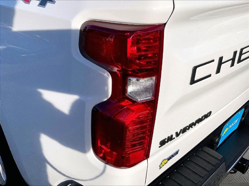 2023 Chevrolet Silverado 1500 LT LT1