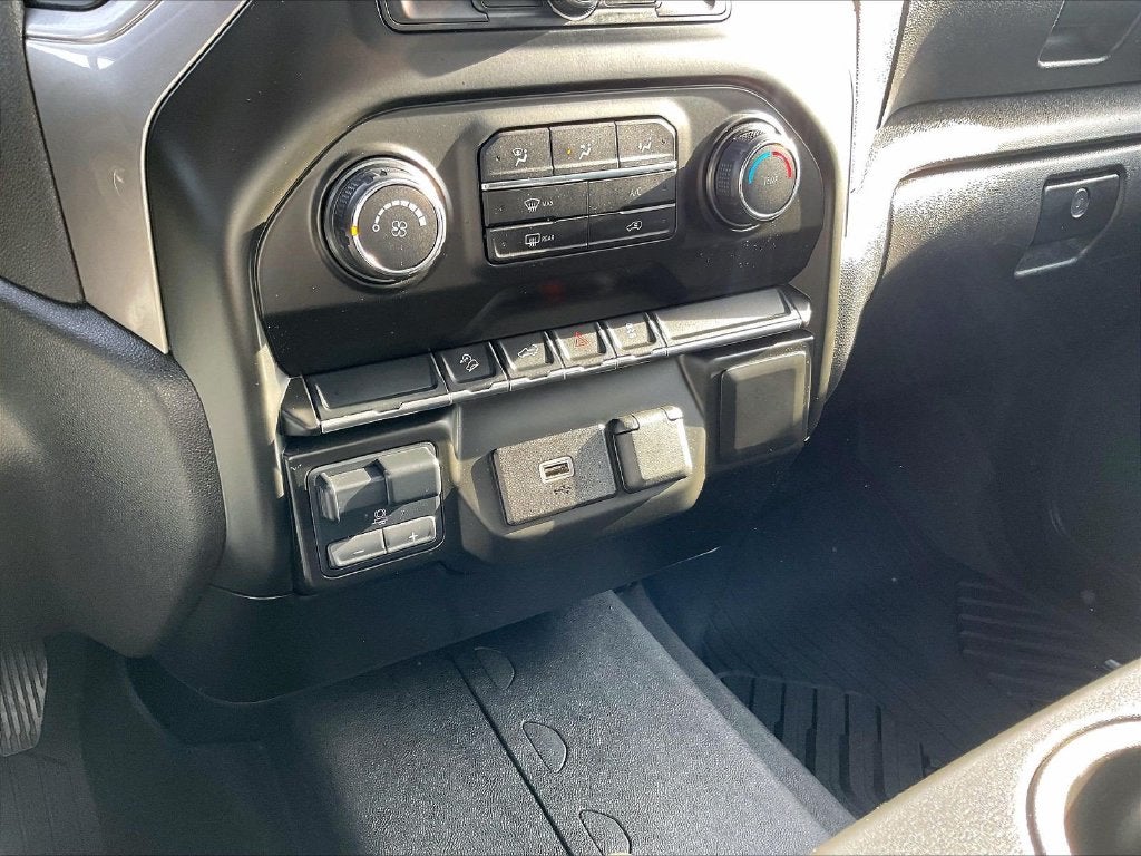 2020 Chevrolet Silverado 1500 Custom Trail Boss