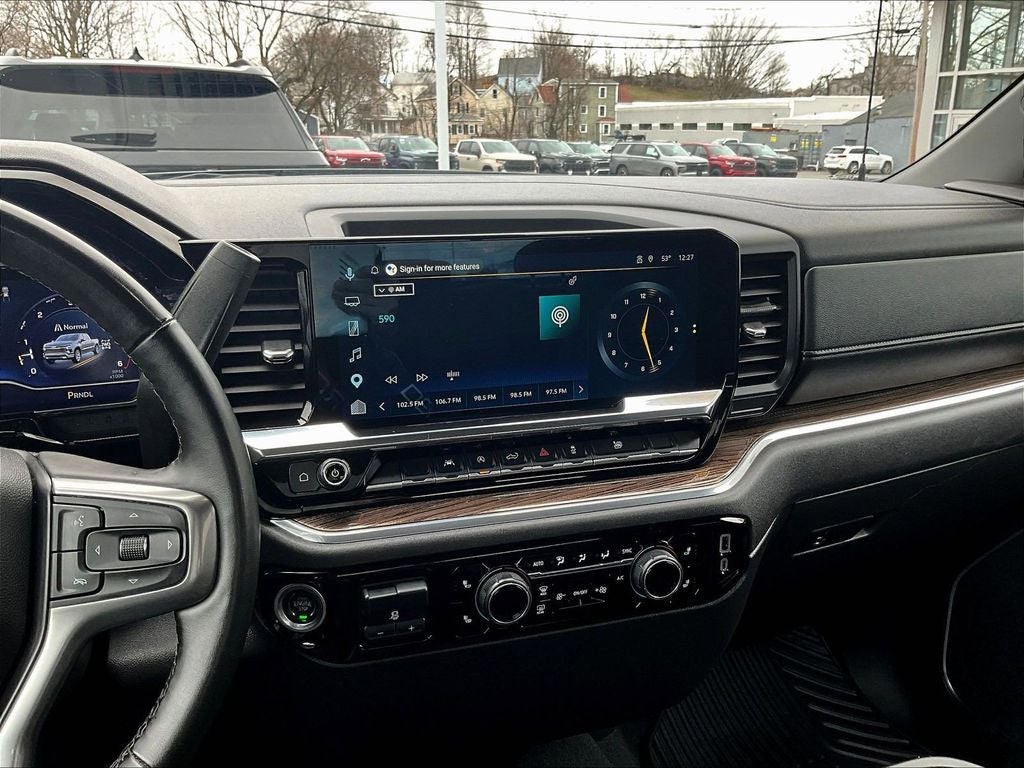 2025 Chevrolet Silverado 1500 LT LT1