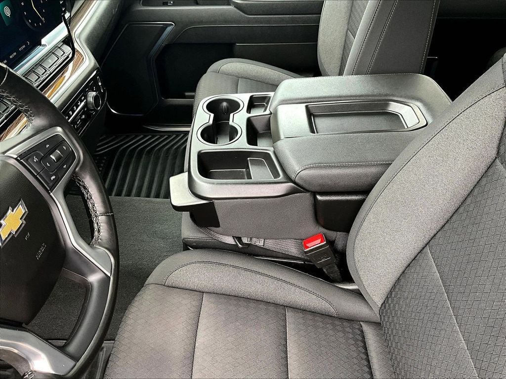 2025 Chevrolet Silverado 1500 LT LT1