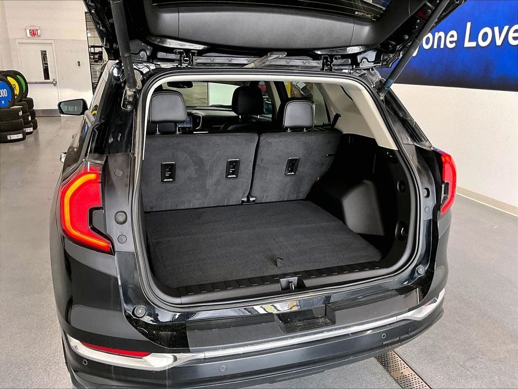 2023 GMC Terrain Denali