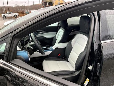 2025 Chevrolet Equinox EV LT2 w/PDE