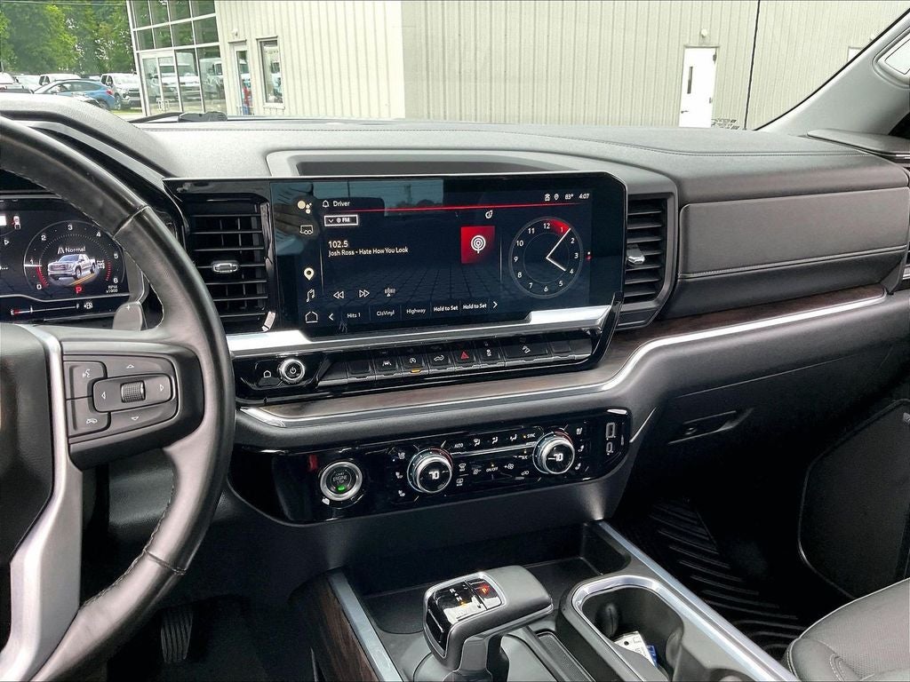 2023 GMC Sierra 1500 SLT