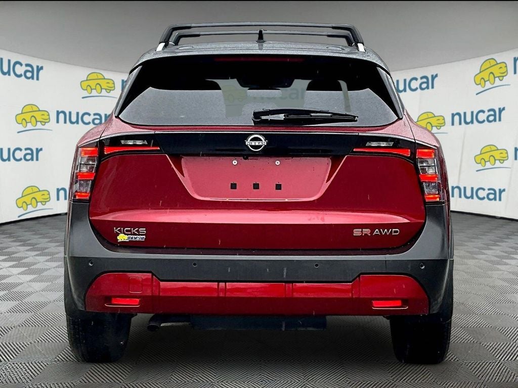 2025 Nissan Kicks SR