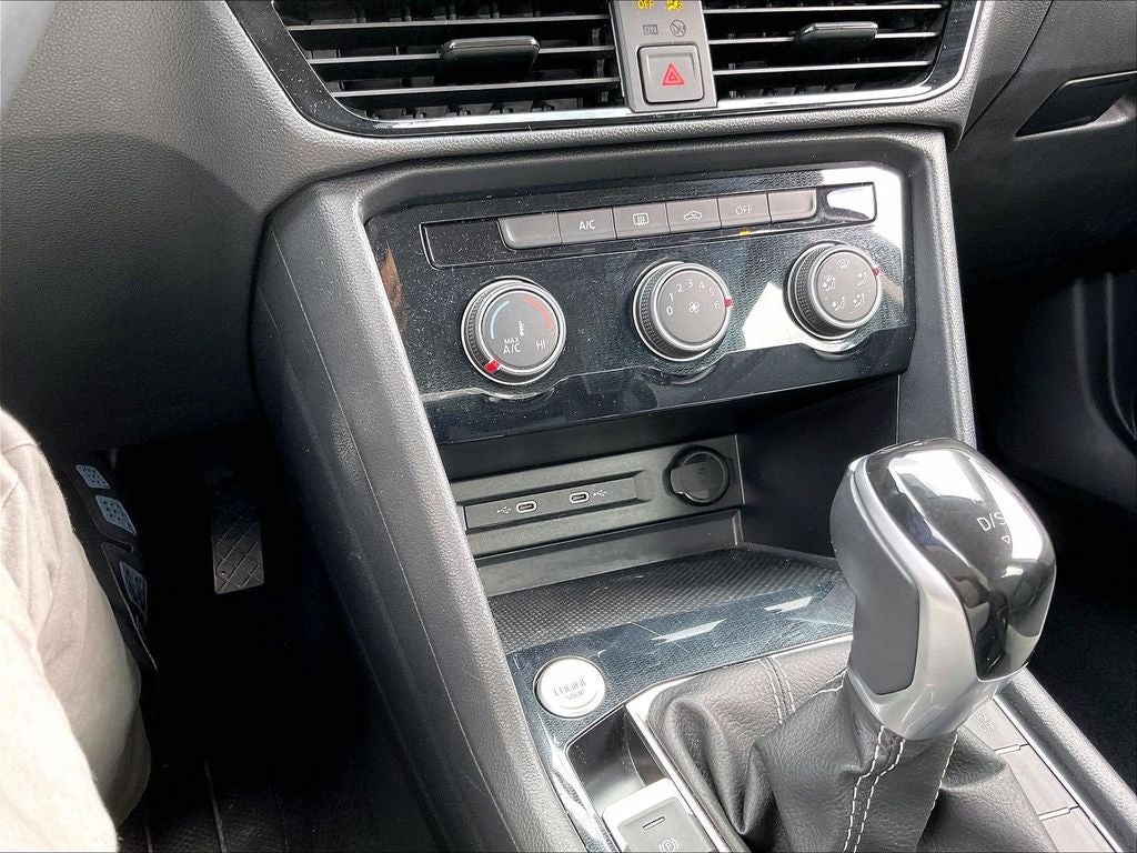 2025 Volkswagen Taos 1.5T S